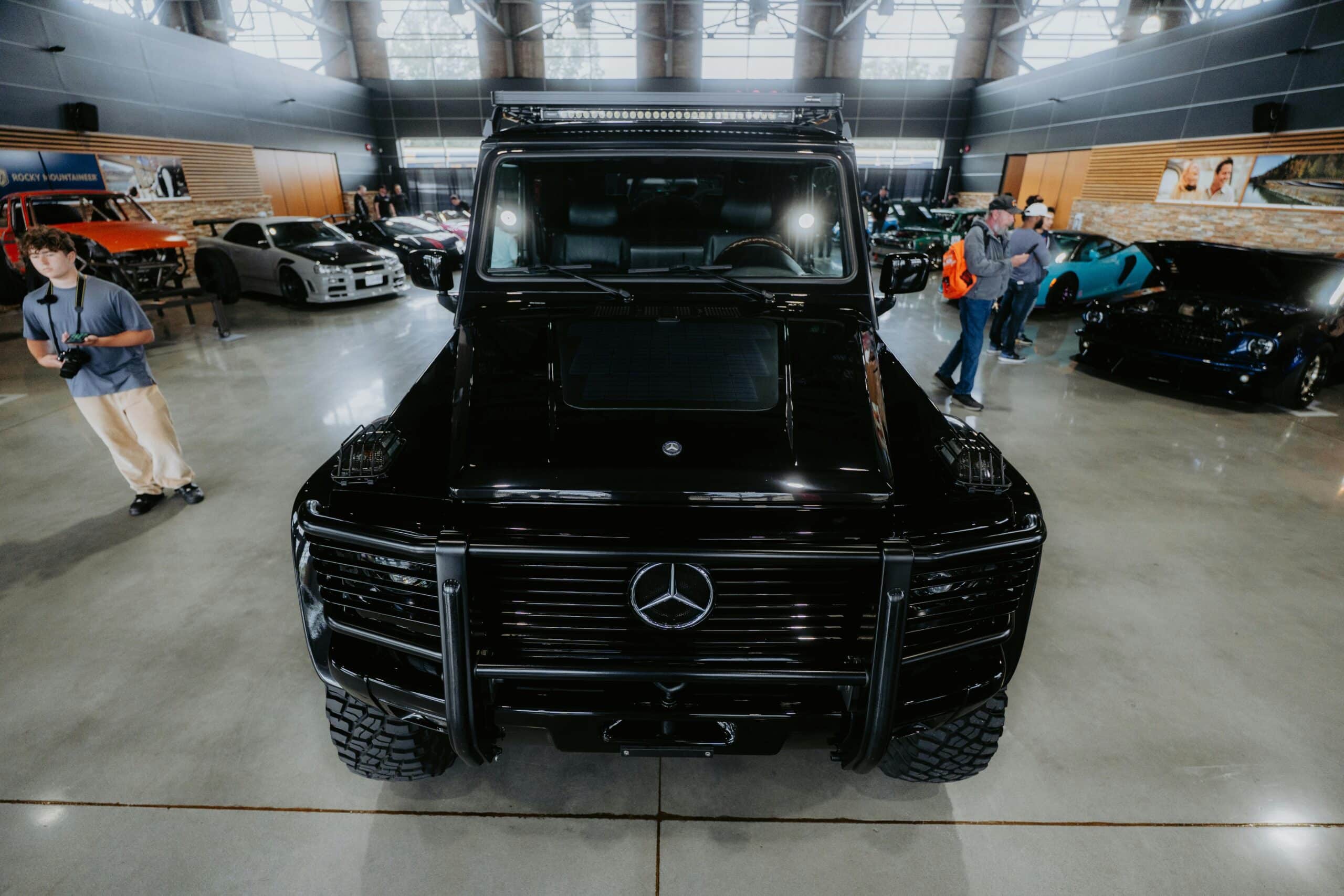 Ilustración sobre la garantía extendida de 12 meses para coches importados Servicio de garantía extendida